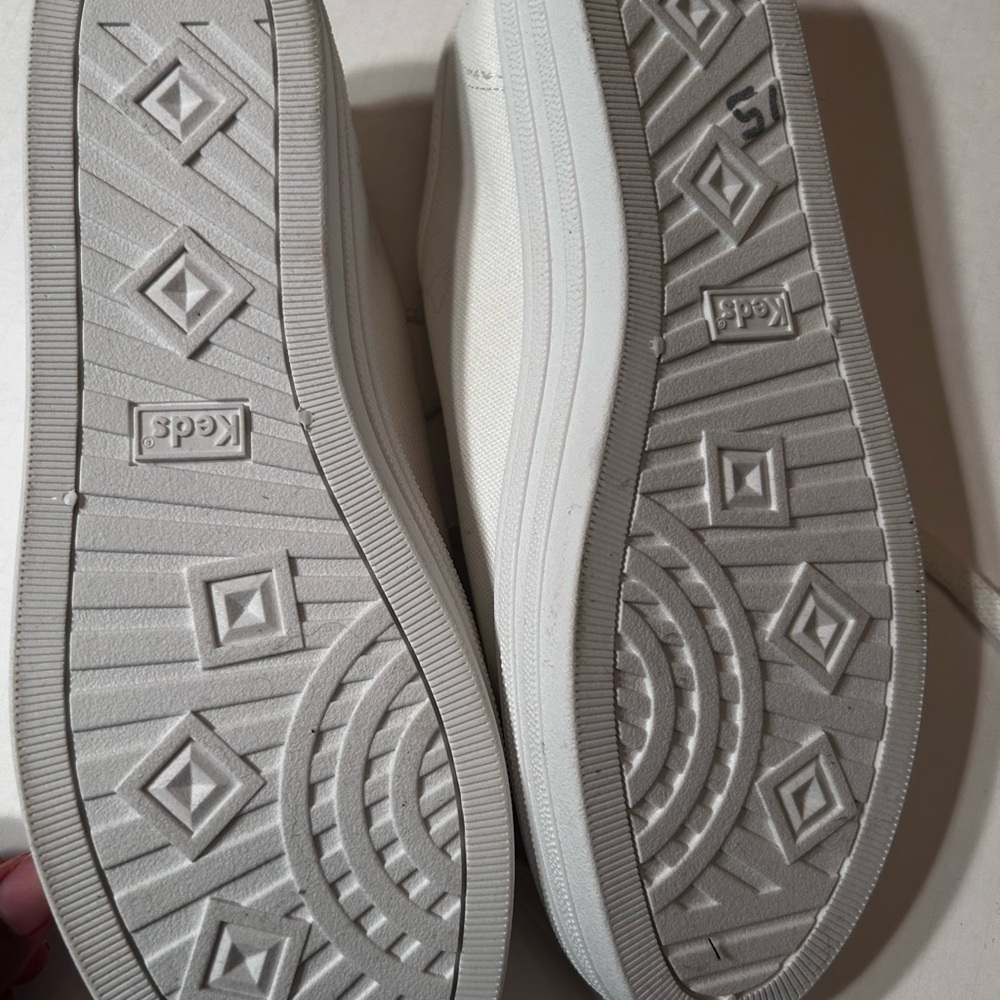 Keds Off-White Canvas Lace-Up Shoes - Picture 5 of 11